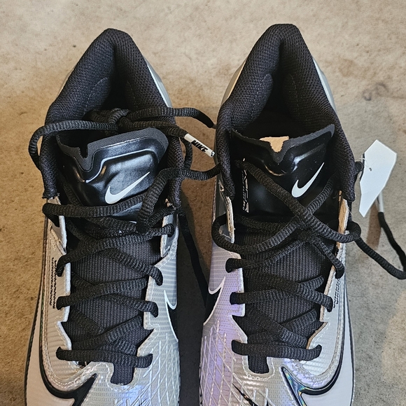 Football shoes , Nike - Picture 8 of 13